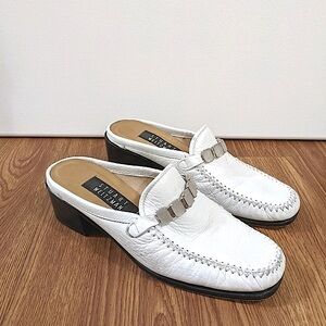 Vintage Stuart Weitzman Leather Backless Loafers size 6.5B